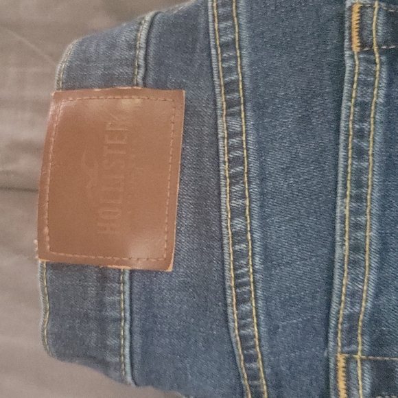 Jeans - Picture 2 of 3